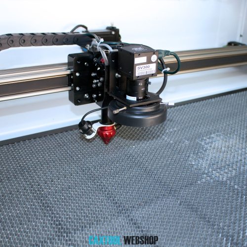 Méhsejtrácsos asztal 900*600 mm alumínium